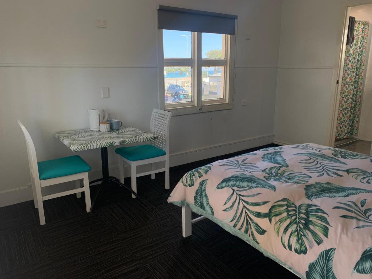Aussie Dream Hostel Gold Coast Buitenkant foto